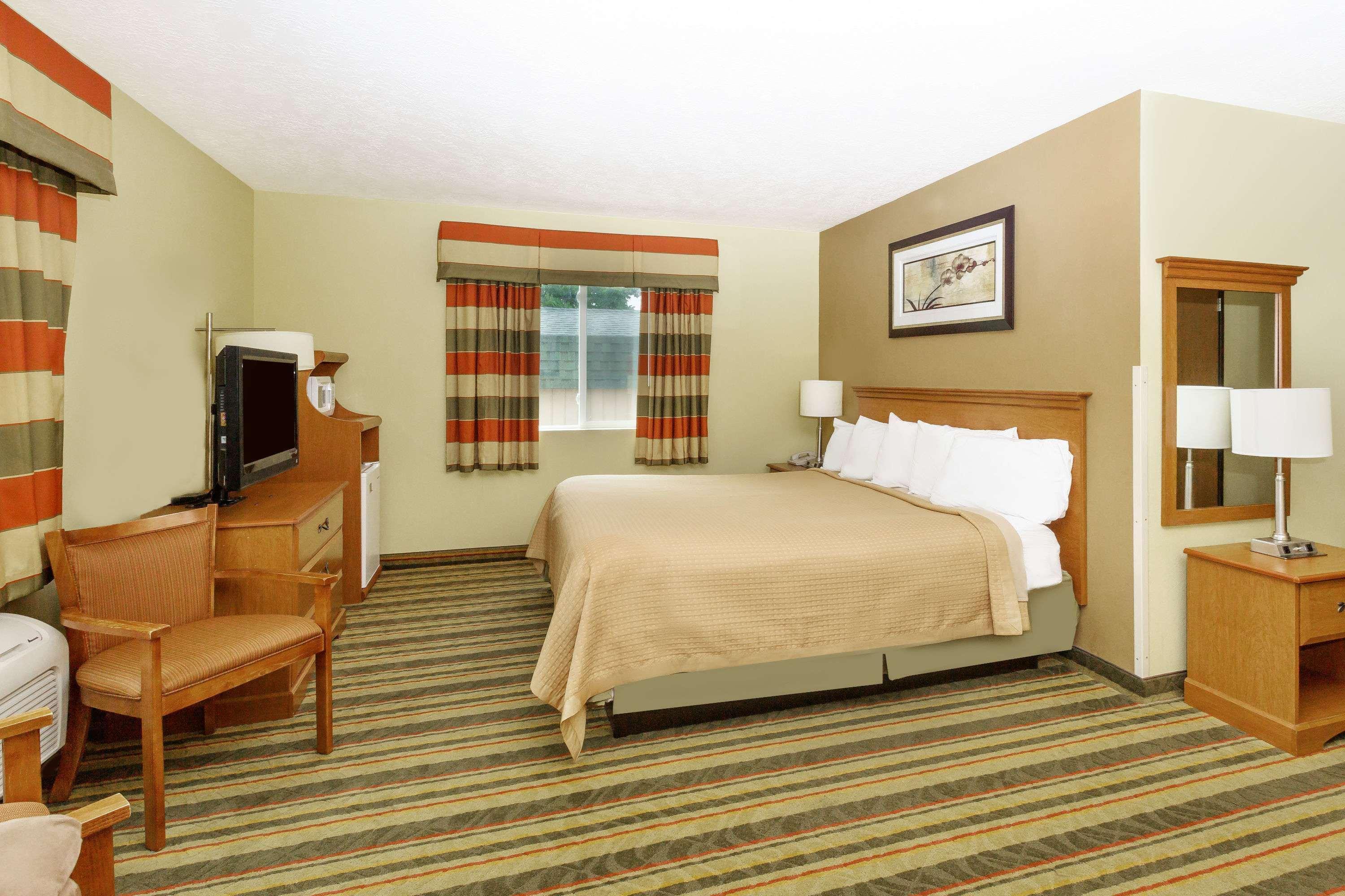 Econo Lodge Inn&Suites Yankton Esterno foto